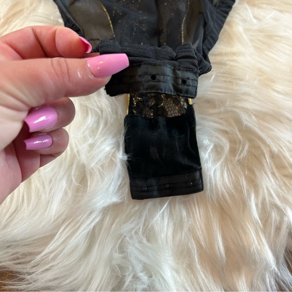 Vintage Victoria’s Secret Gold Label 90s bodysuit lingerie size 34 Small Black - Picture 4 of 6